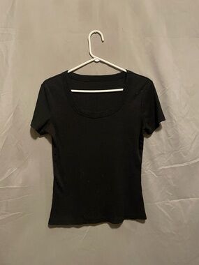 Classic Black Scoop Neck Women's Tee